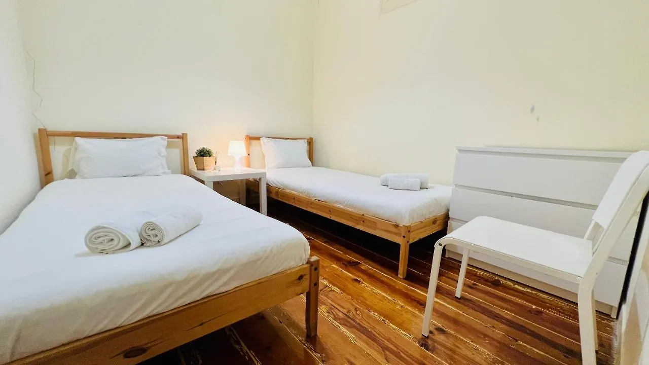 Portugalia Apartments 리스본 0*,